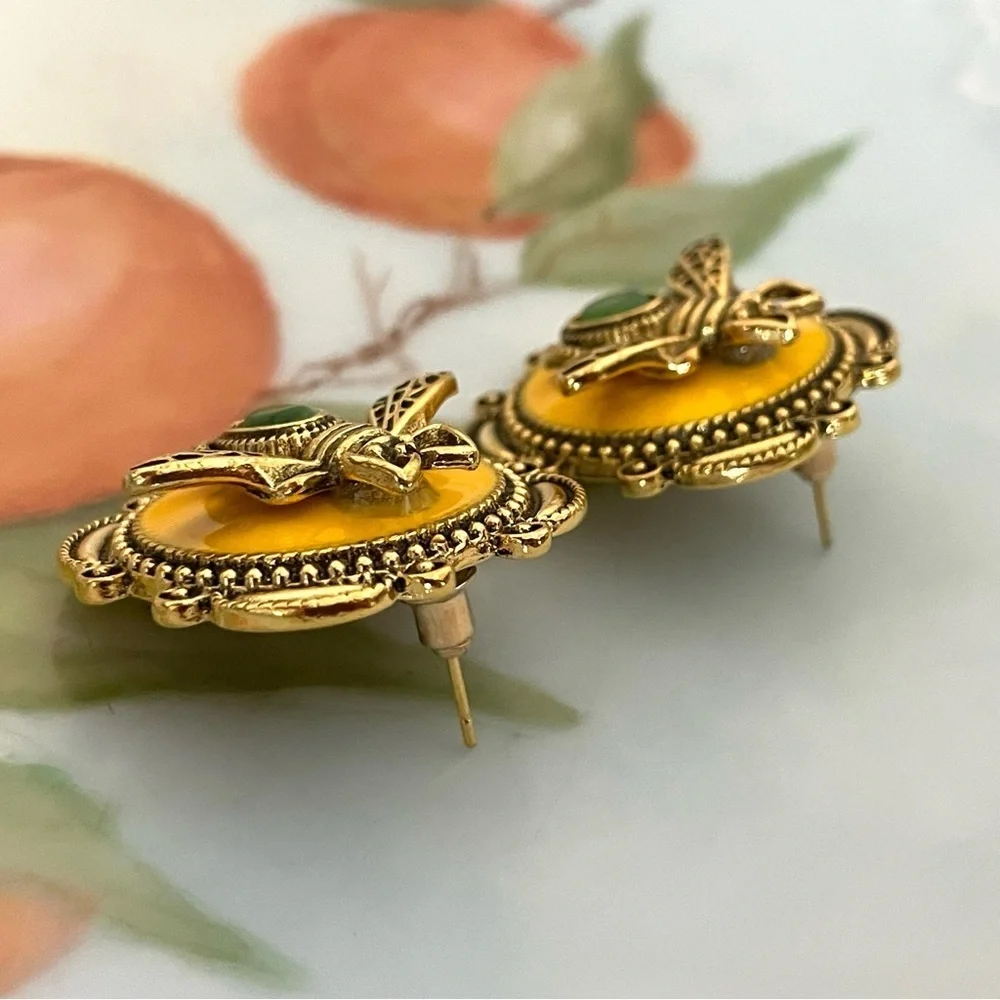 ✨Anthropologie Apis Bee Earrings